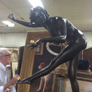 Statue found at the auction